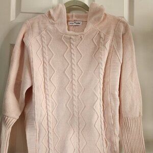 NEON BUDDHA CABLE-KNIT PINK SWEATER WITH HOOD